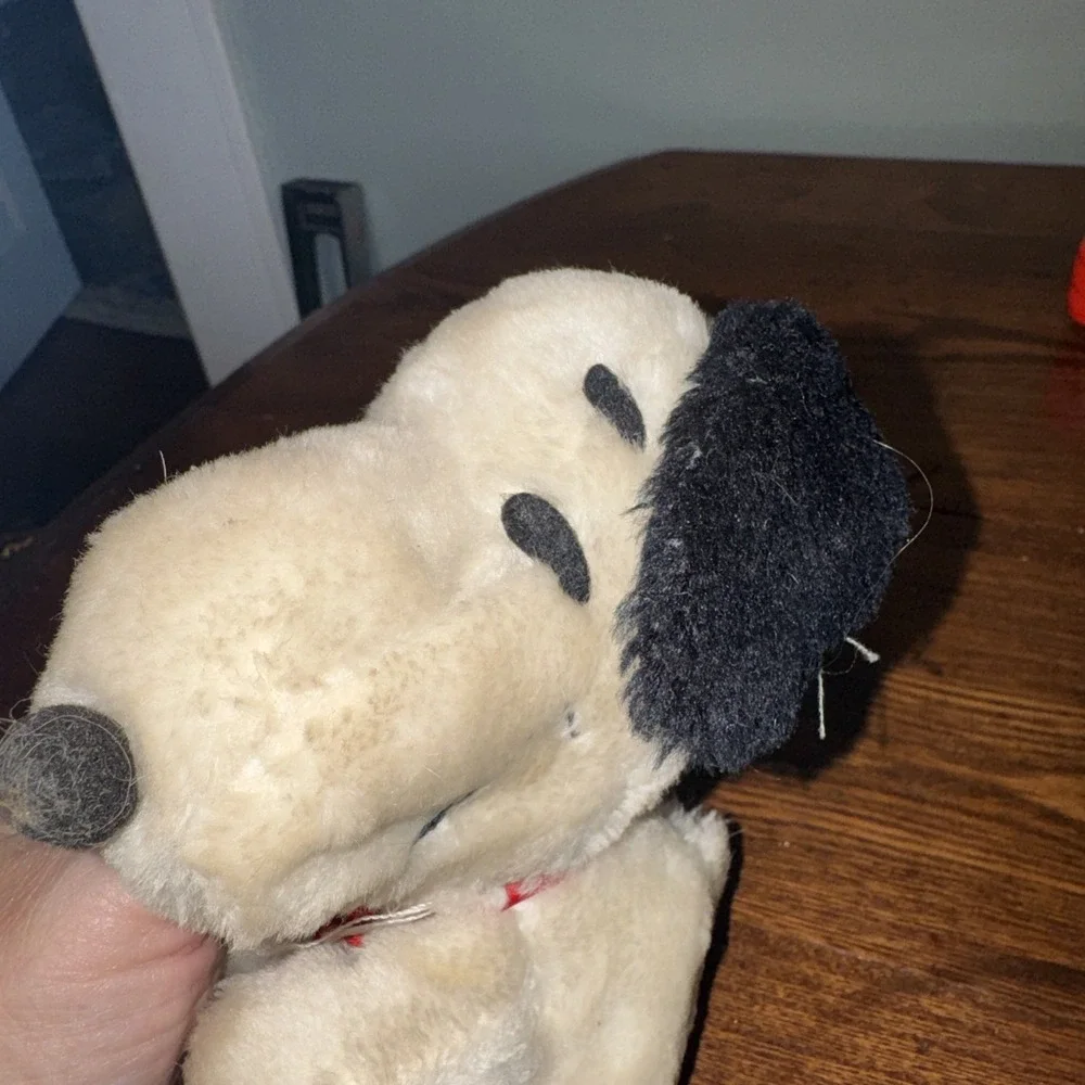 Vintage 1968 Peanuts SNOOPY Plush Dog United Features Syndicate KOREA